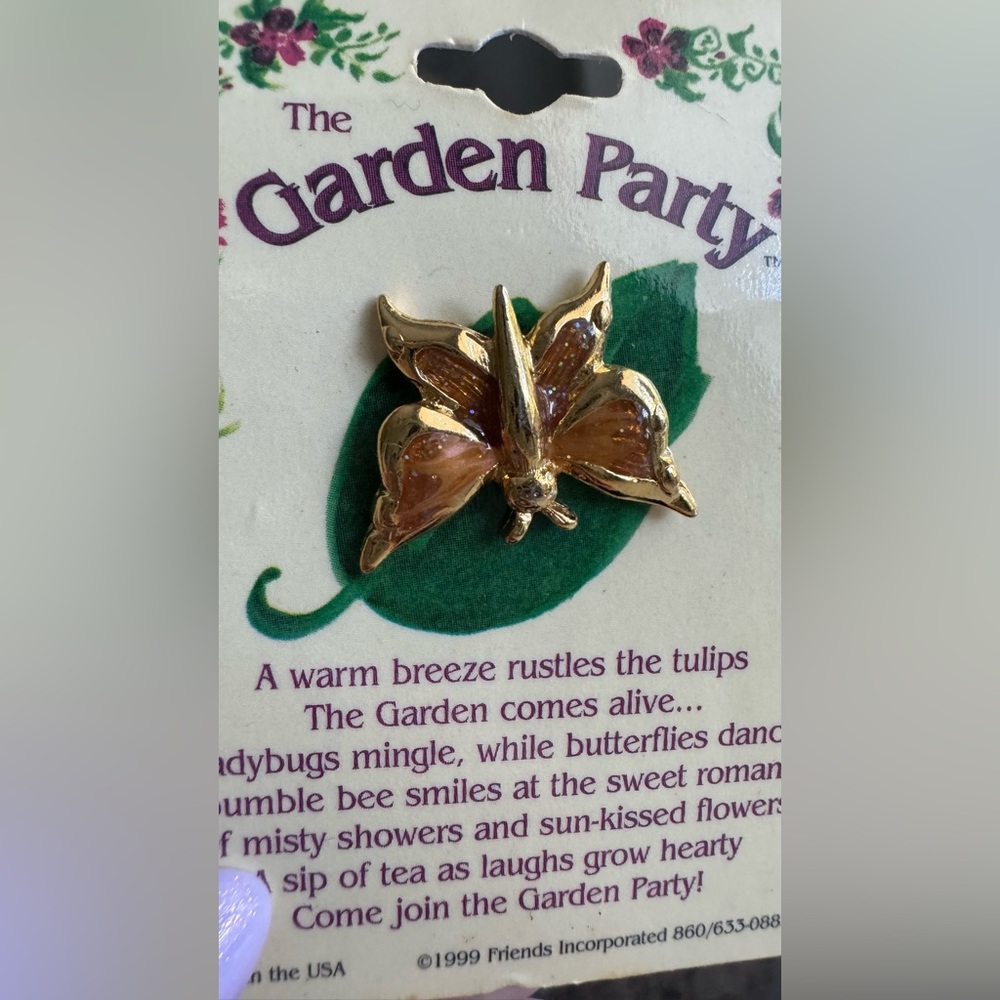 The Garden Party vintage Charming Gold and Brown Butterfly Pin